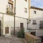 Madera Y Piedra - Apartamentos Aloha Toledo