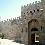 Apartamentos Adarve Toledo