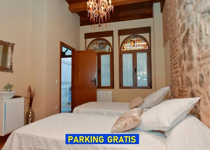 Apartamentos La Casa Del Grial