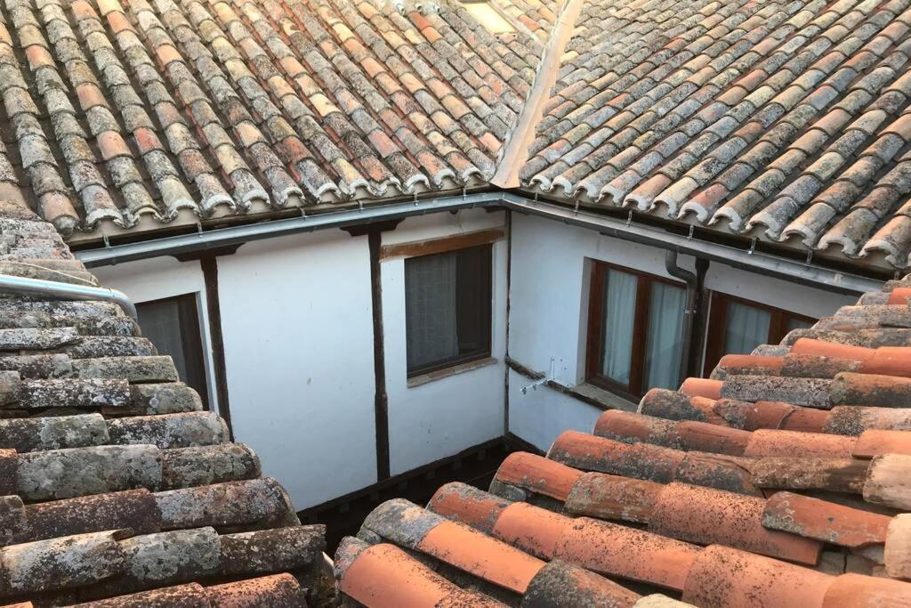 Apartamento Luminoso Estudio En Casa Toledana Del Siglo Xv