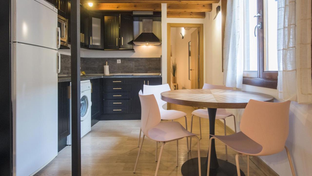 Madera Y Piedra - Aloha Apartment *