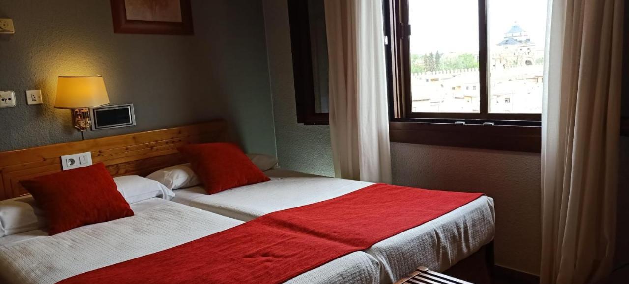 Real De Hotel