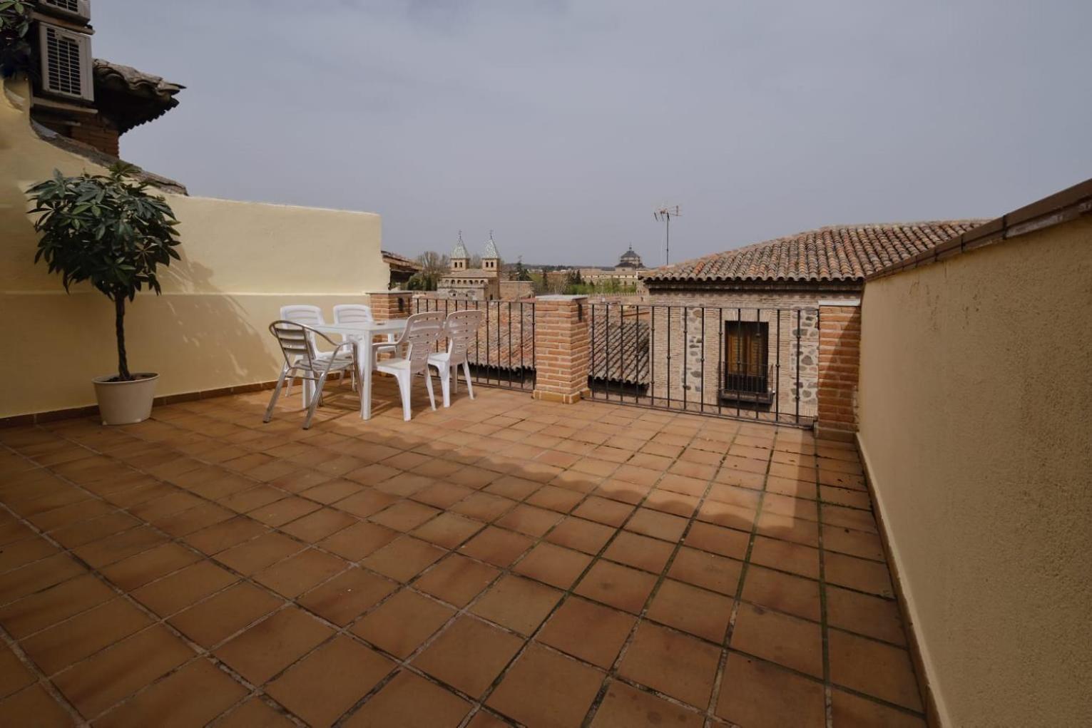 Miradores Del Arrabal Apartment