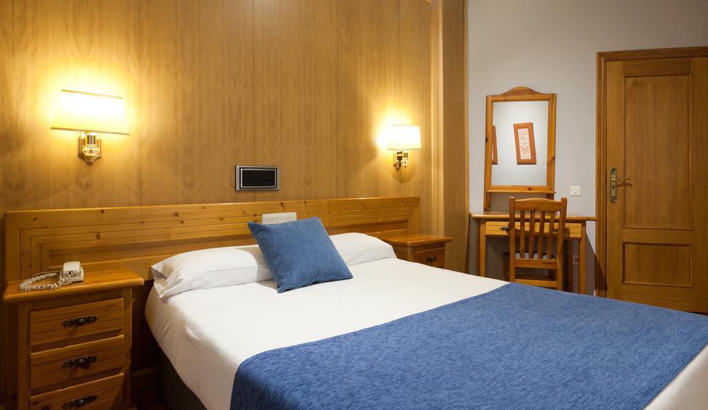 Hotel Real De