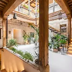 Dobo Azacanes Hostal Boutique