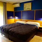 Tripolis Toledo Hostal