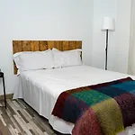 Centrico Alojamiento En Toledo By Bebalmy