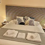 Jubilus Rooms