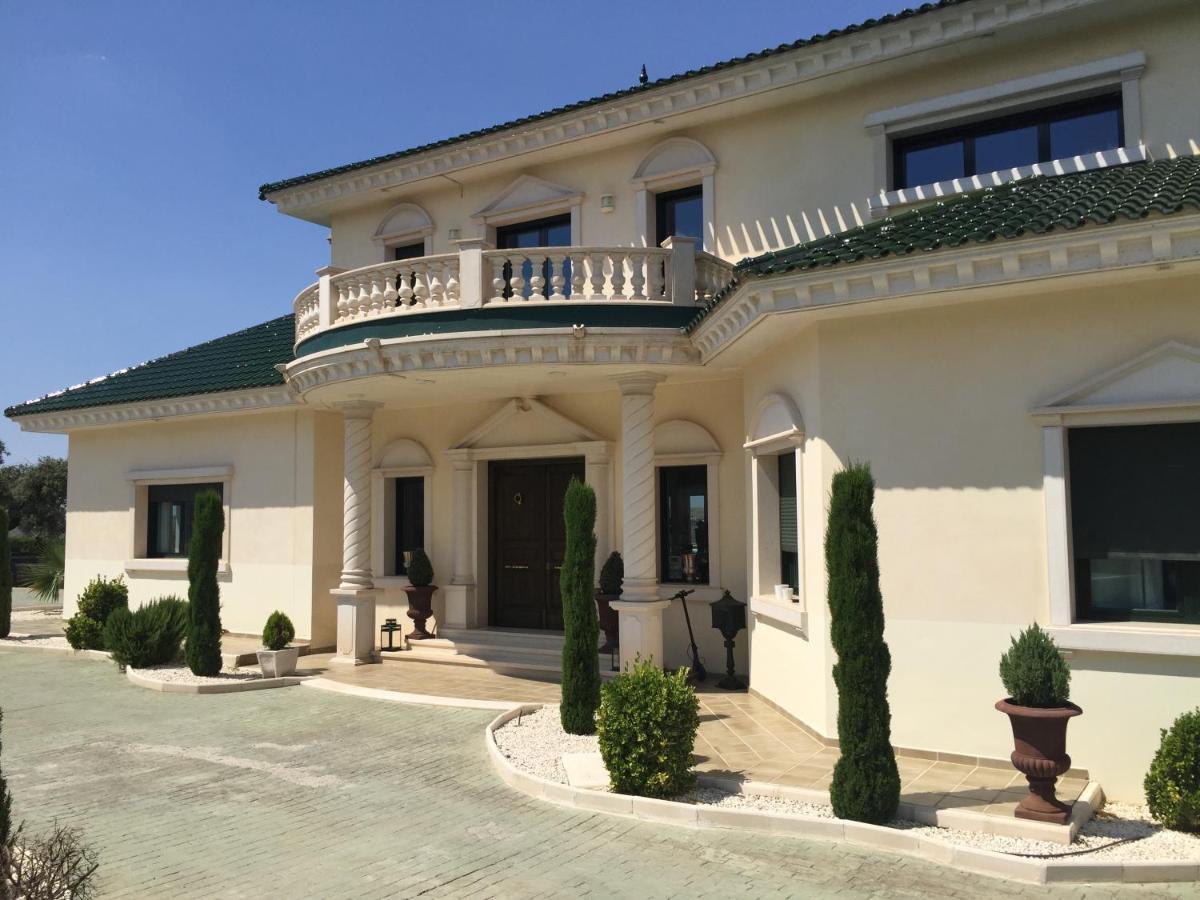 La Casa Del Tejado *