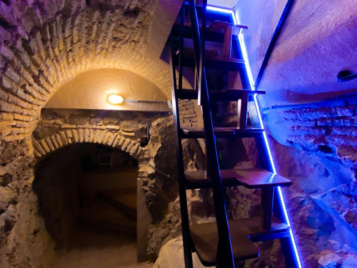 Apartment Con Cueva Romana/roman Cave * Early Check-in *