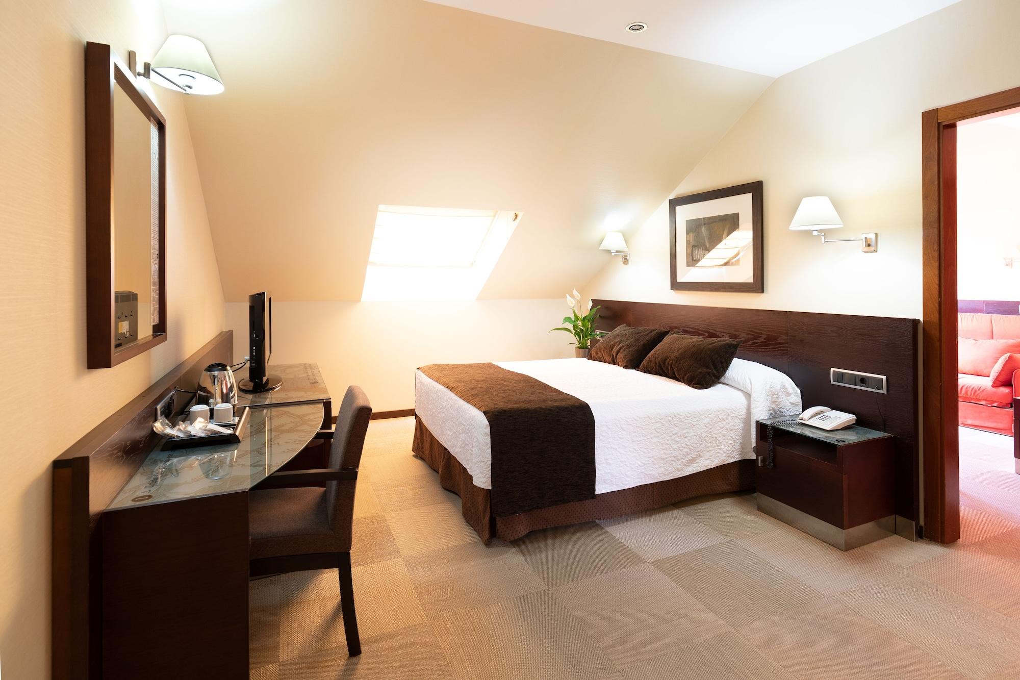 San Juan De Reyes Hotel 4*