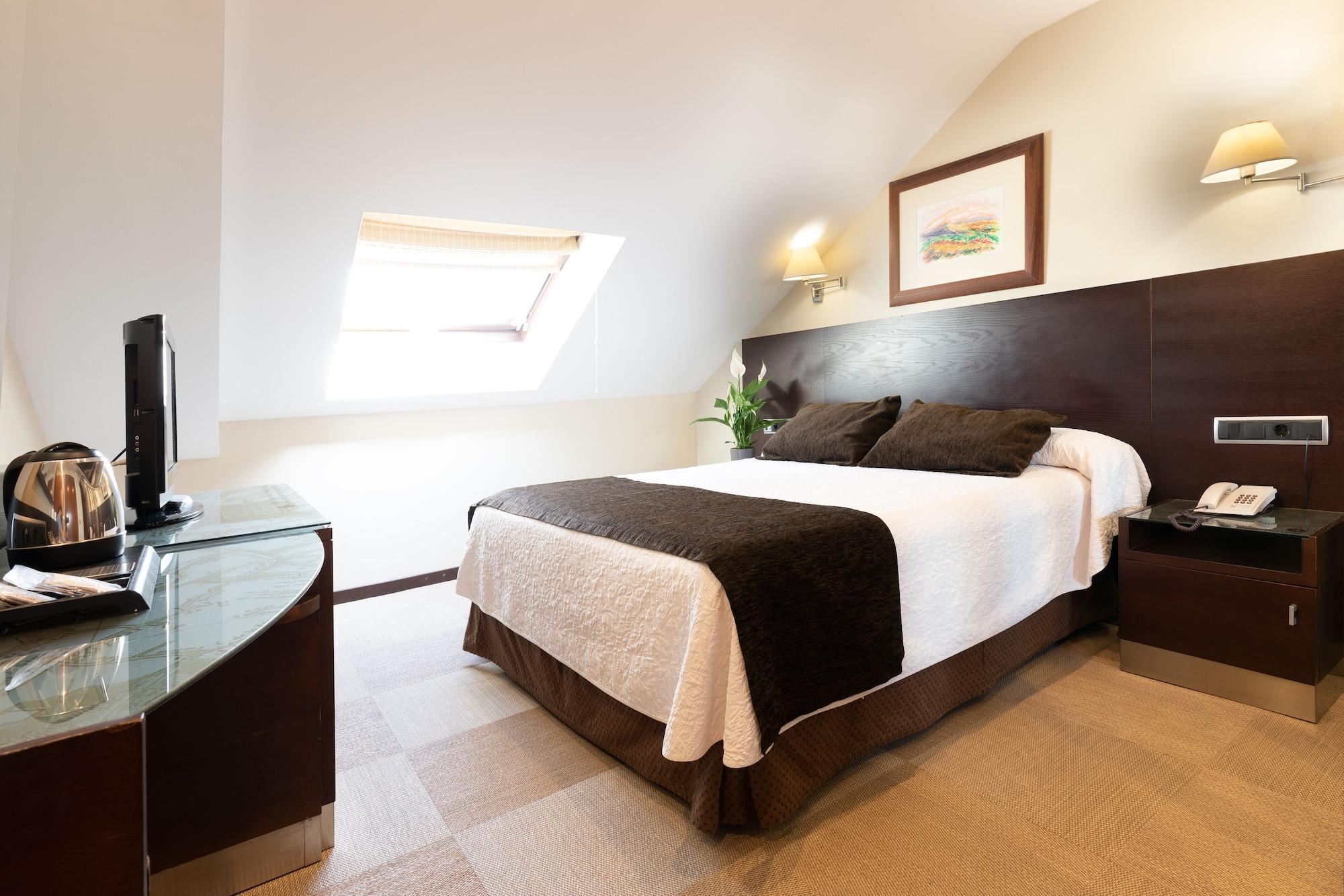 Hotel San Juan De Reyes