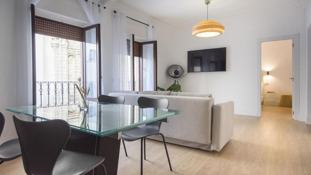 Apartment Boutique Puerta De Reyes *
