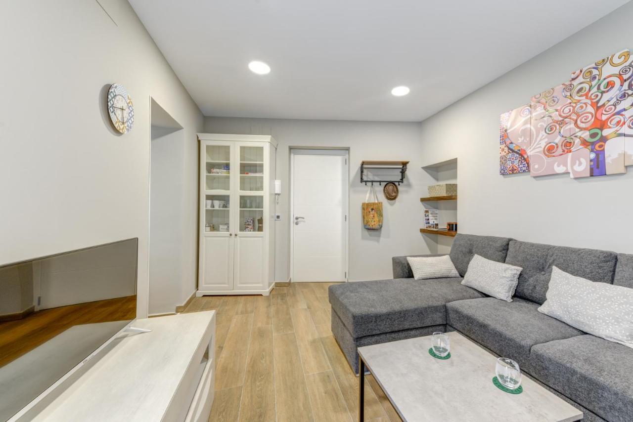 Menora Apartment