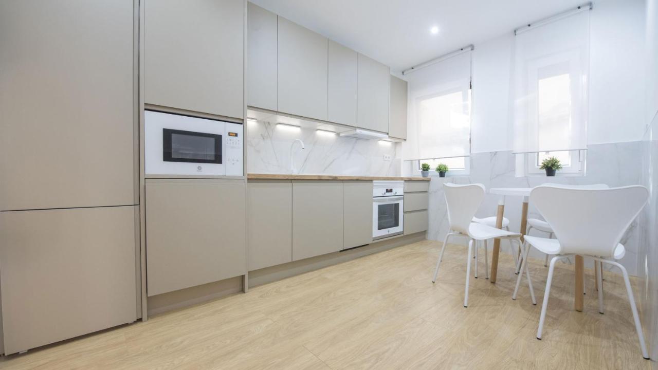 Boutique Puerta De Reyes Apartment