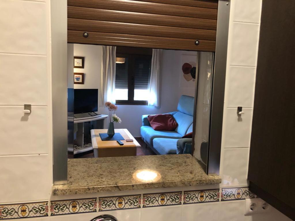 Bonito Y Tranquilo Estudio, Con Techos Abuhardillados Y Magnificas Vistas Al Rio Tajo Apartamento