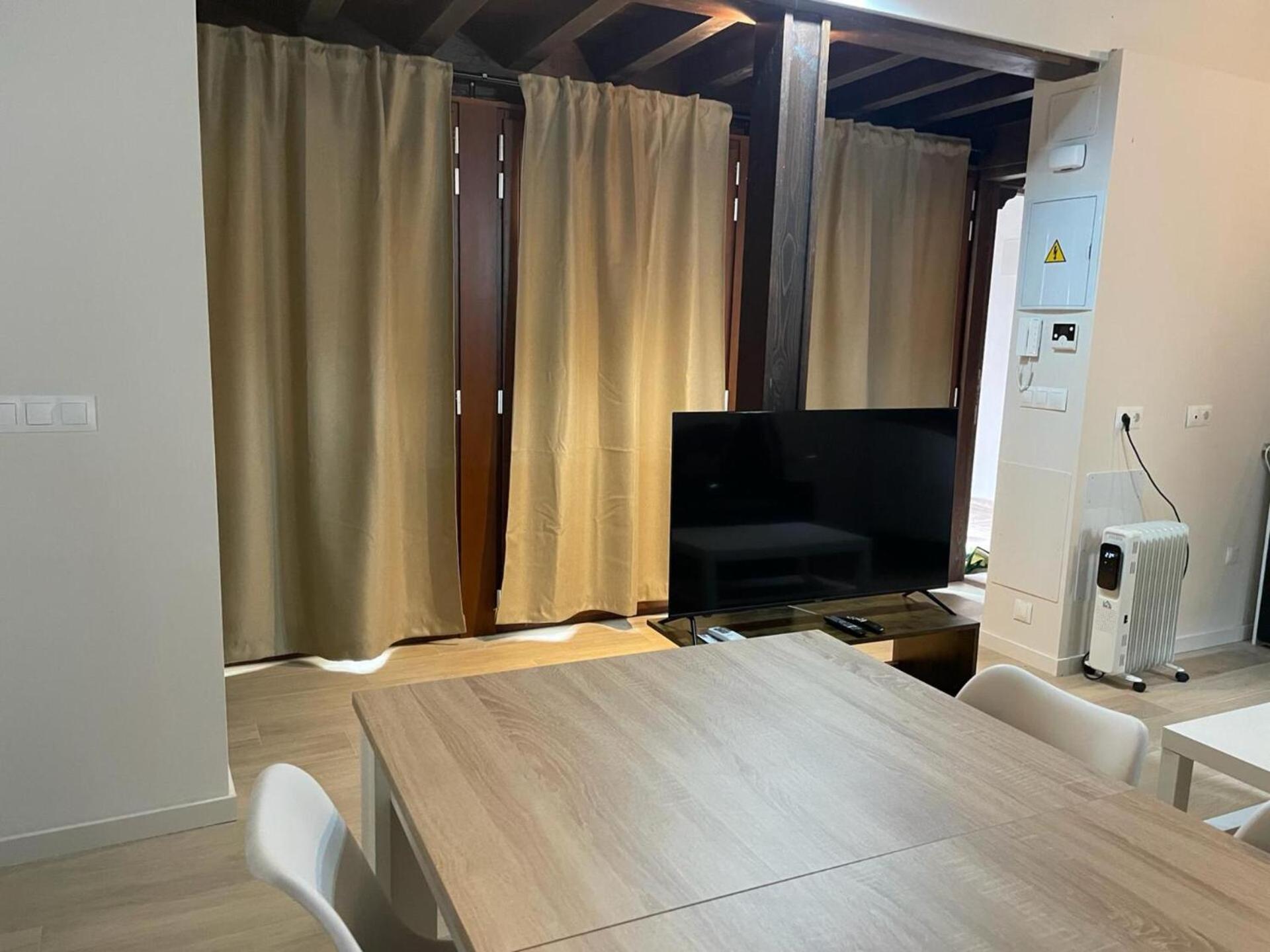 T2 Apt Nuevo En Apartamento
