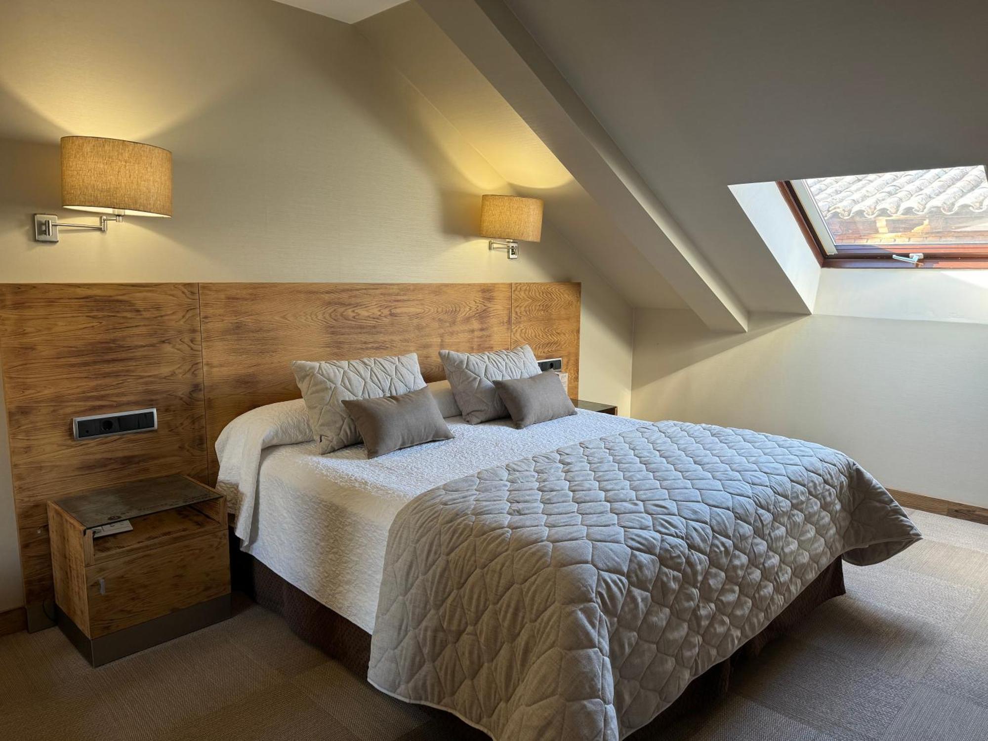 San Juan De Reyes Hotel 4*