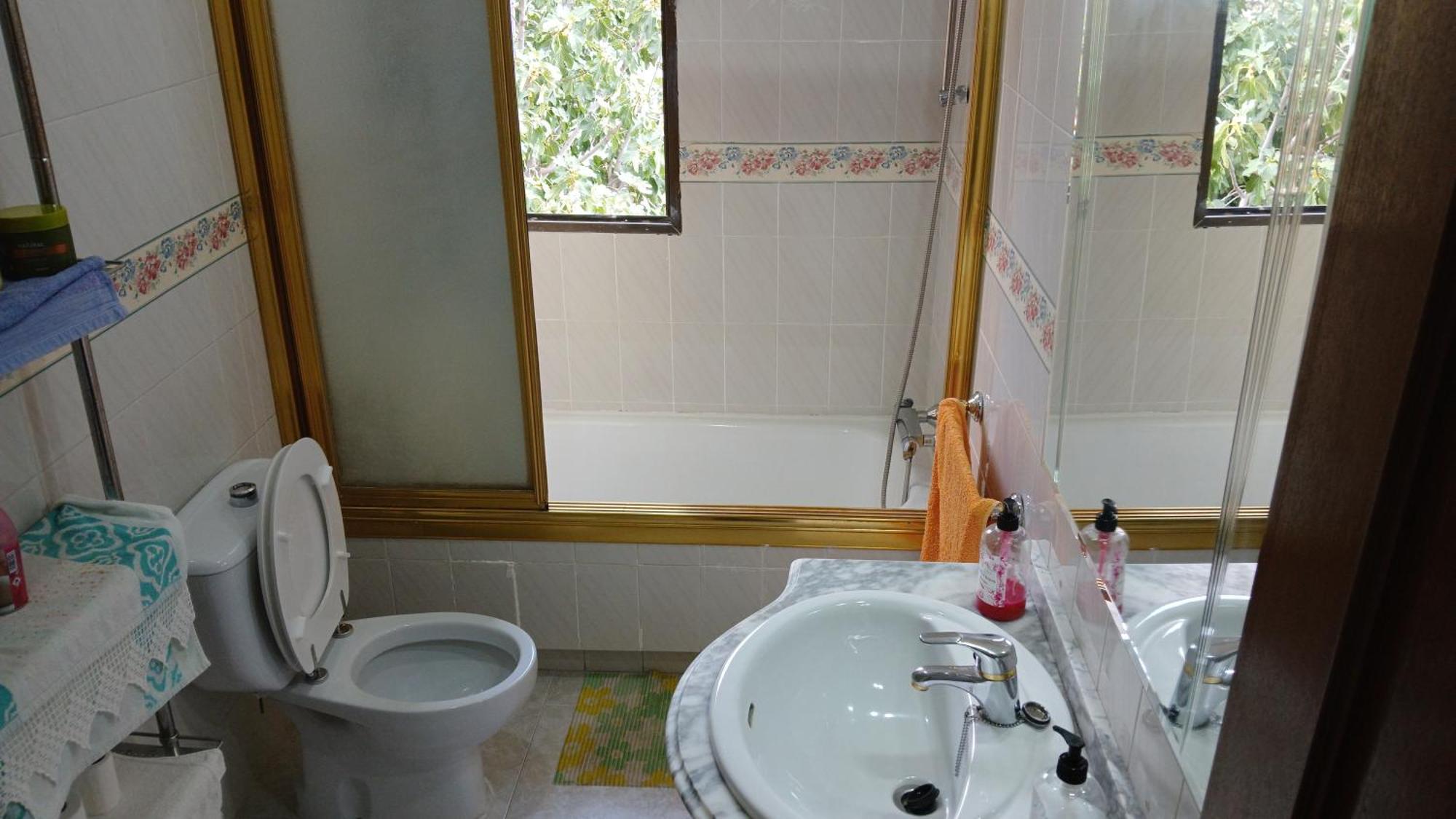 Privada Familiar Bed and breakfast *