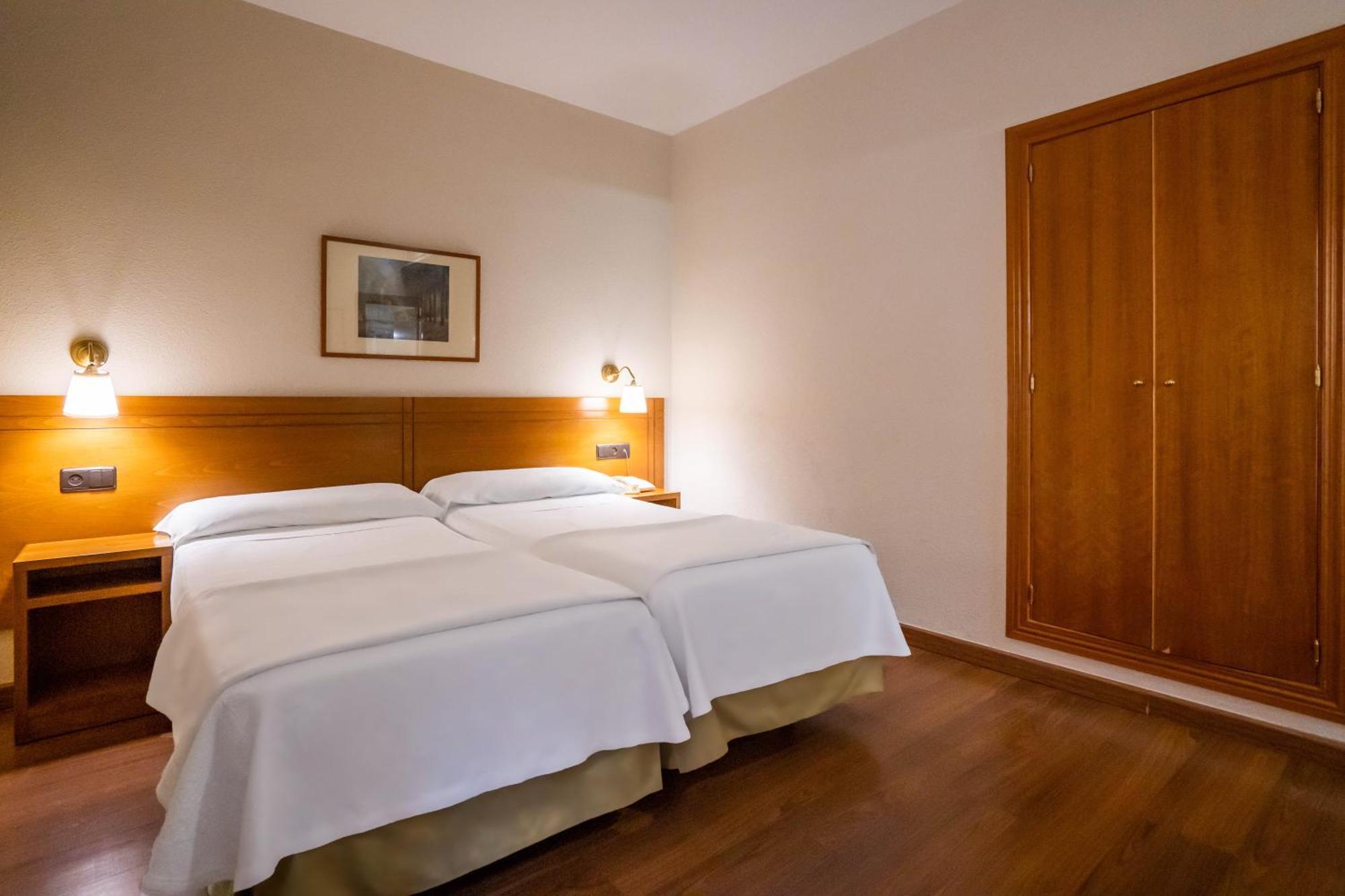 Hotel Yit Conquista De Toledo
