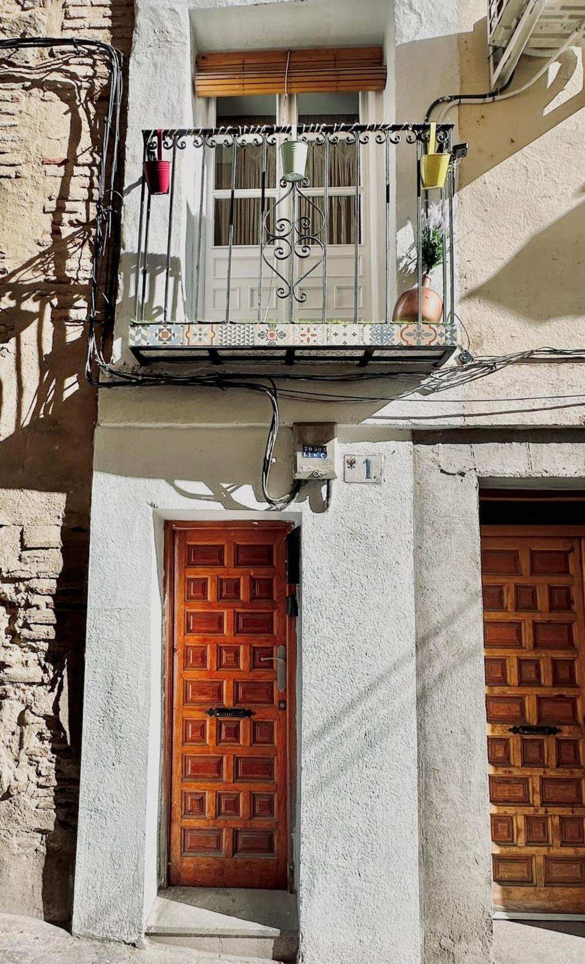 Near The Cathedral Lacuevitadeleo