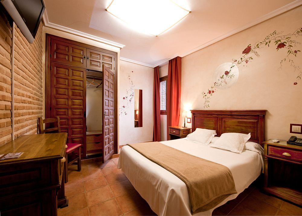 Yit Puerta Bisagra 2* Toledo
