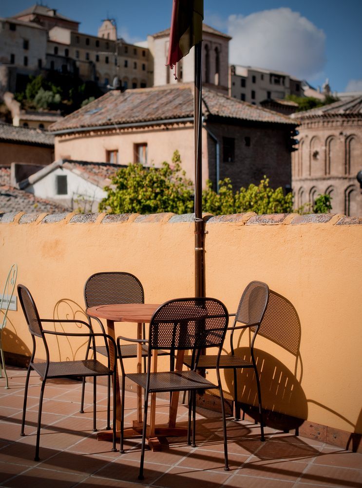 Guest house Yit Puerta Bisagra 2*