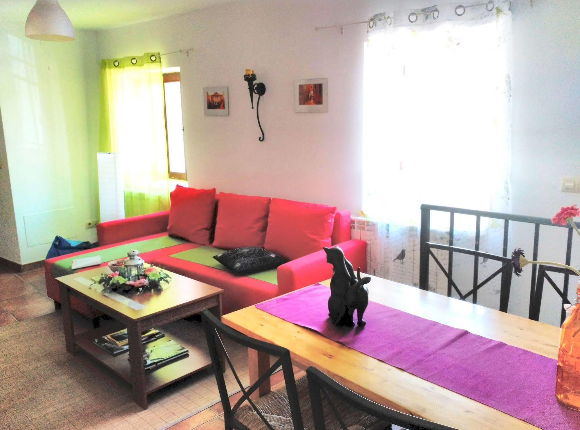 Casa Gatos Apartment