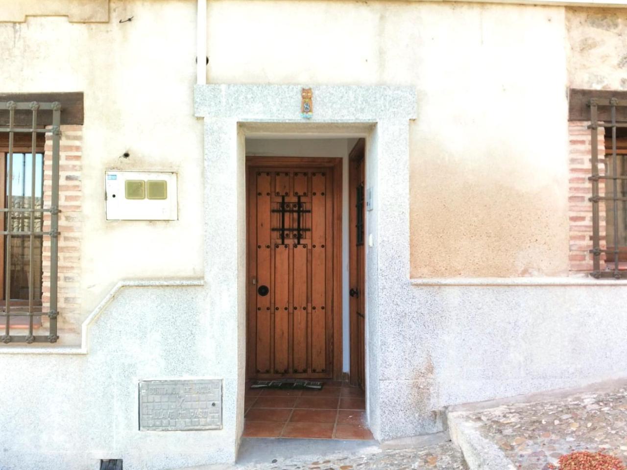 Casa Gatos Apartment *